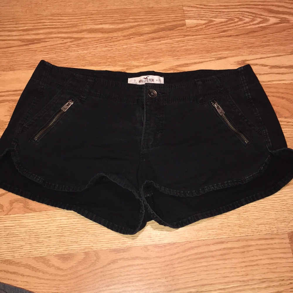 Hollister black shorts